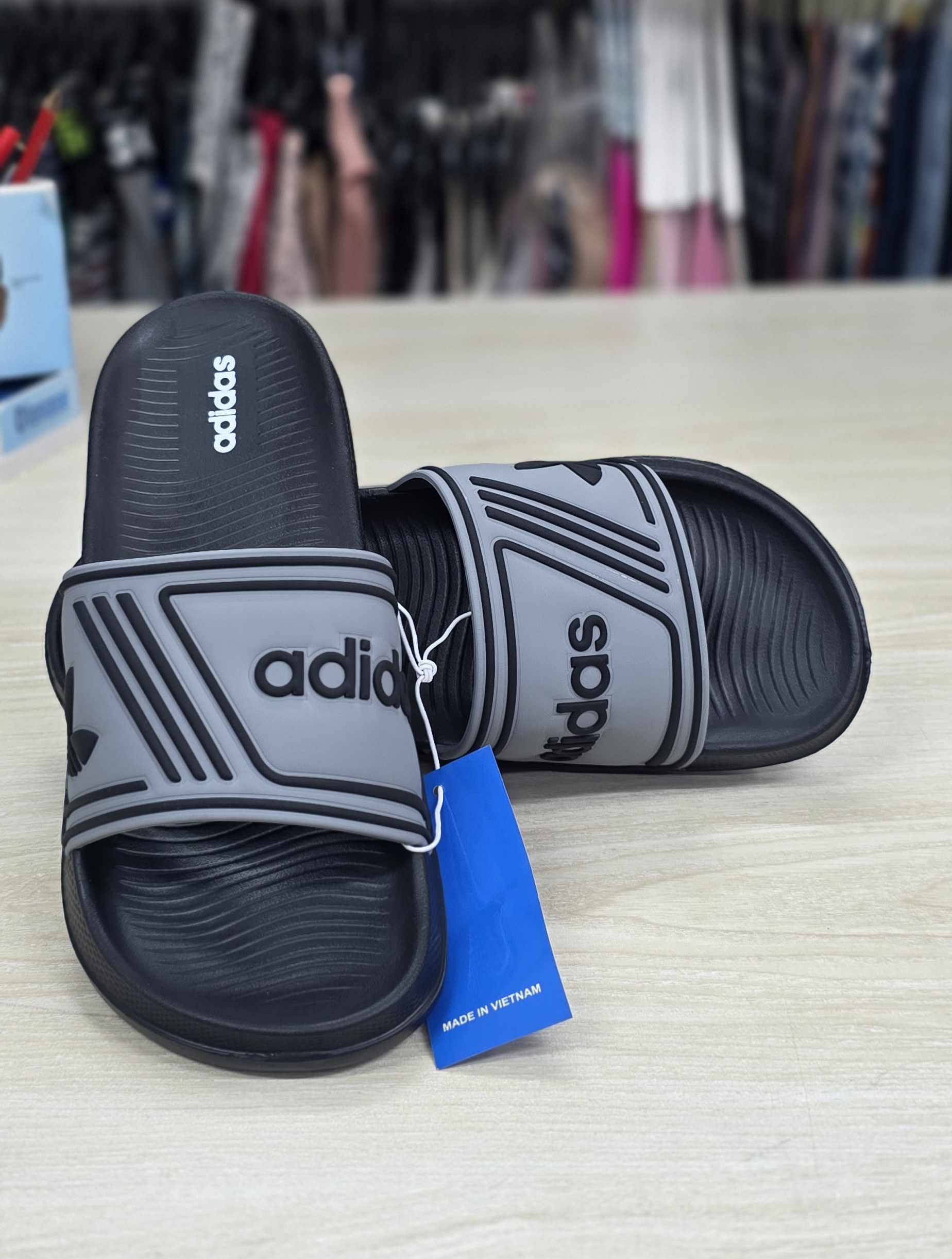 ADIDAS SLIDER